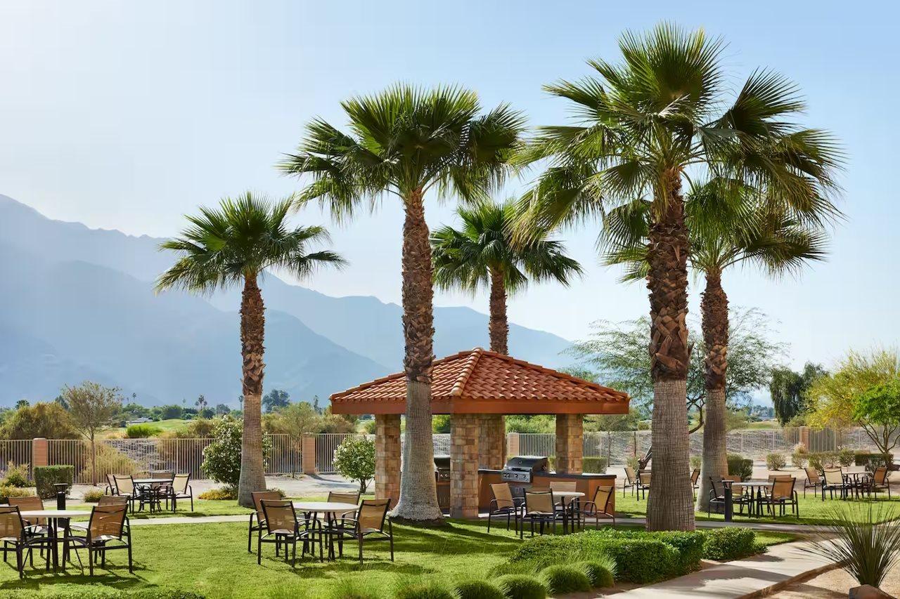 Hampton Inn & Suites Cathedral City Εξωτερικό φωτογραφία