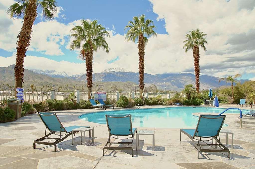 Hampton Inn & Suites Cathedral City Ανέσεις φωτογραφία